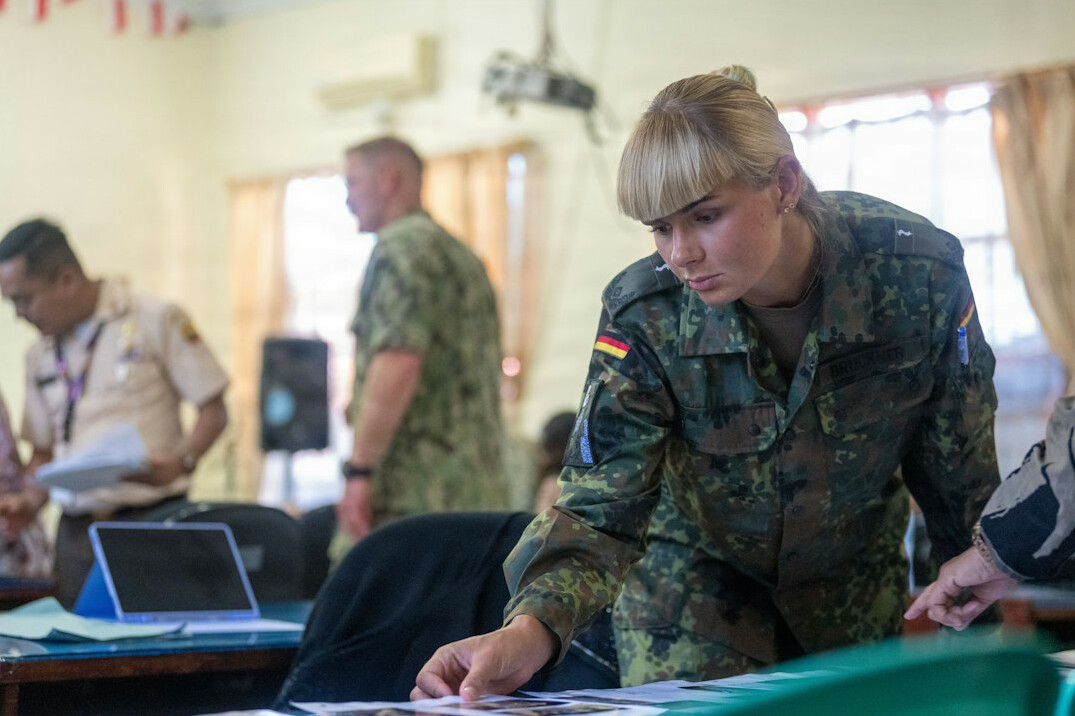 elite german communication training